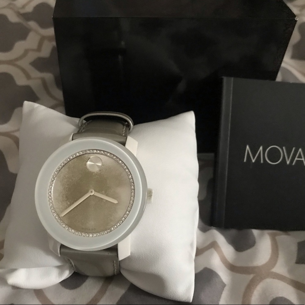 COPY - Movado Bold